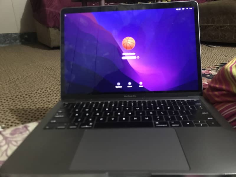 MacBook Pro 2017 0