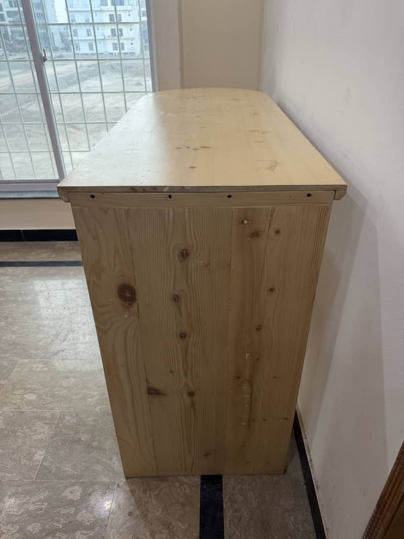 Console high Table with bar stools 2