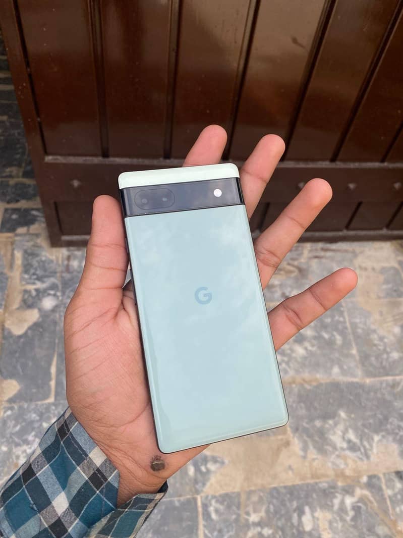 GOOGLE PIXEL 6A 1
