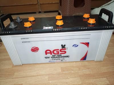 Almost brand New AGS BATTERy 120 W