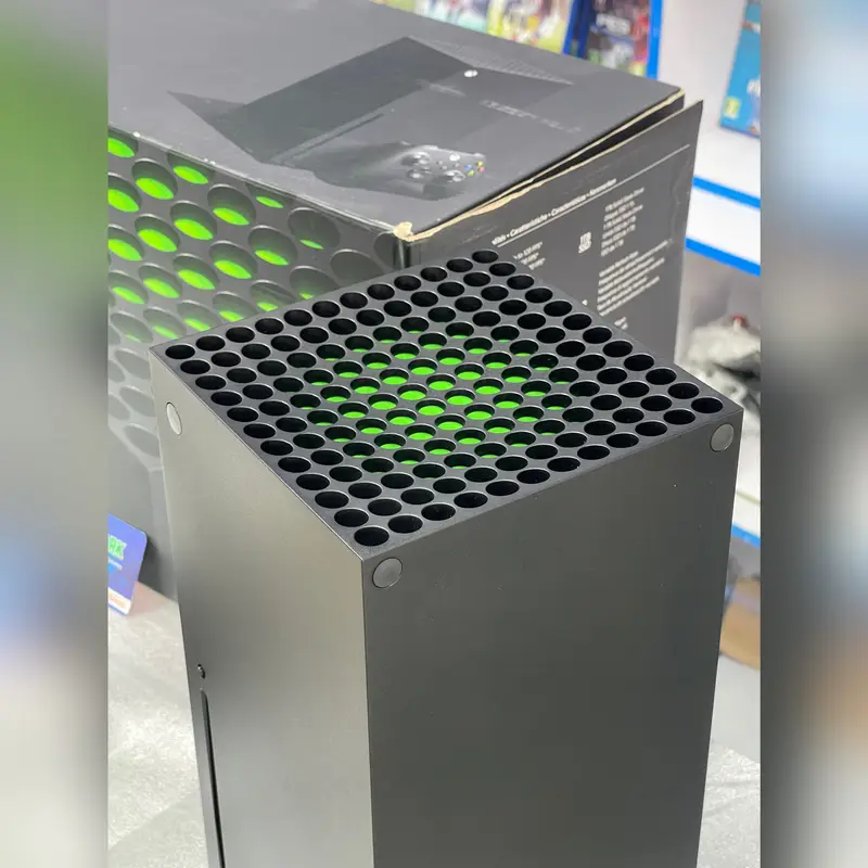 Xbox Series X 1TB used — 2