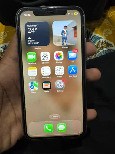 I phone 11 non pta all orignal uk import urgent sell bettry health73%