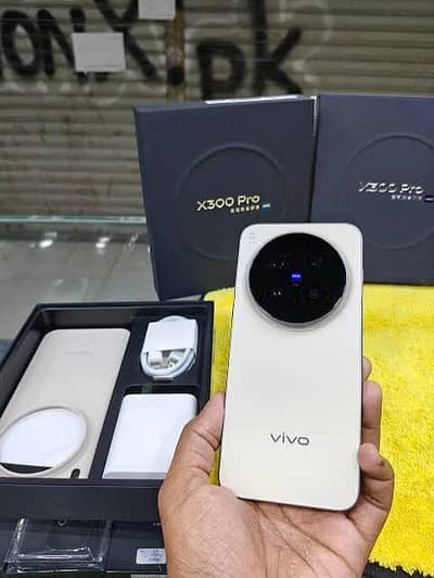 Vivo X300 Pro – Like Brand New (Only Box Opened!)