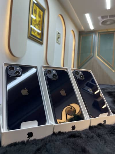 Iphone 13 Jv 128gb box pack available