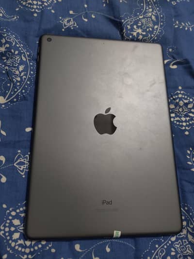 IPad 7th generation 10.2 inches display 8000 mah battery
