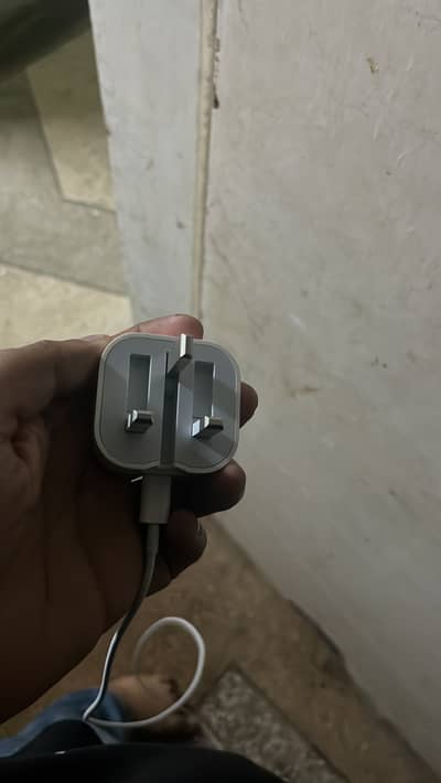 Chaand pr liya h reason ye h just want to upgrade on 13 pro max