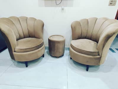 2 Sofa Chairs With Table For Sale