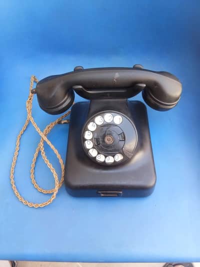 vintage items for sale in good condition different price