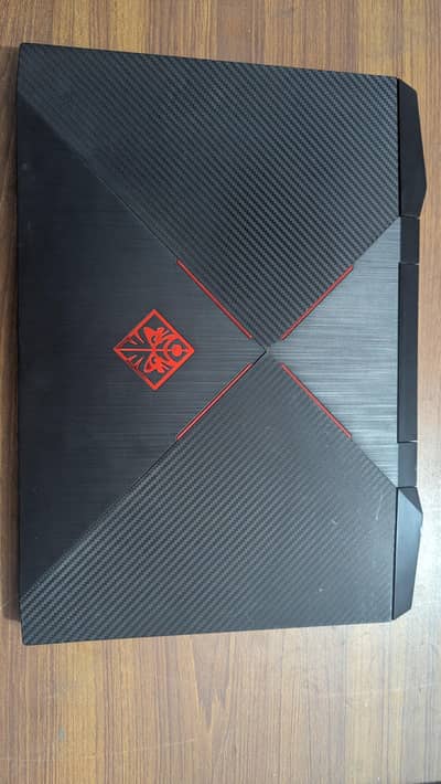 HP Omen 15 -GTX-1650