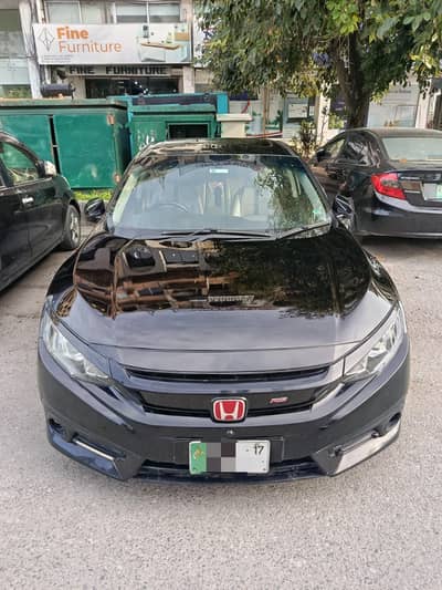 Honda Civic X RS Turbo