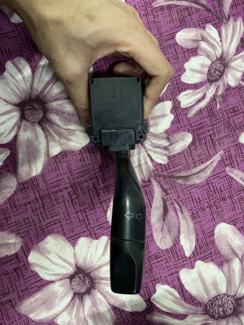 Side mirror button 2