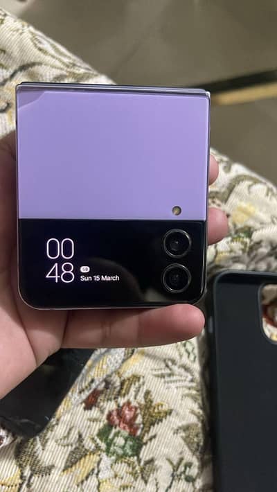 Samsung z Flip 4 Official PTA Approved