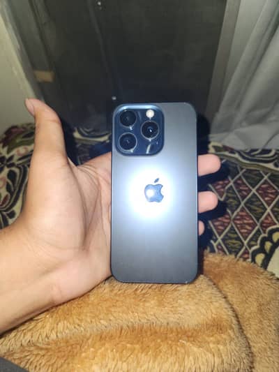 Iphone 15 pro available at good condition