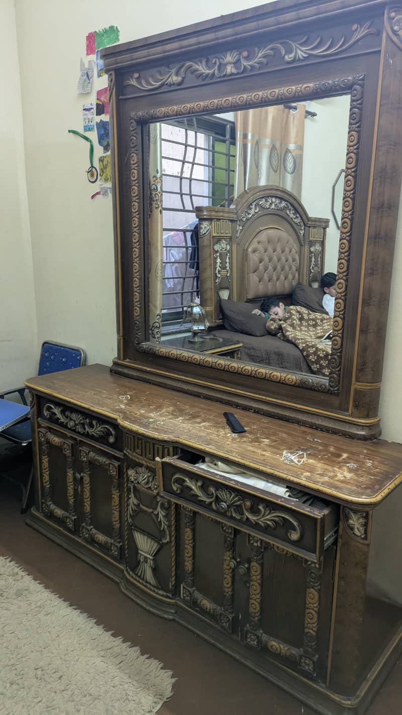 bed dressing side table 1