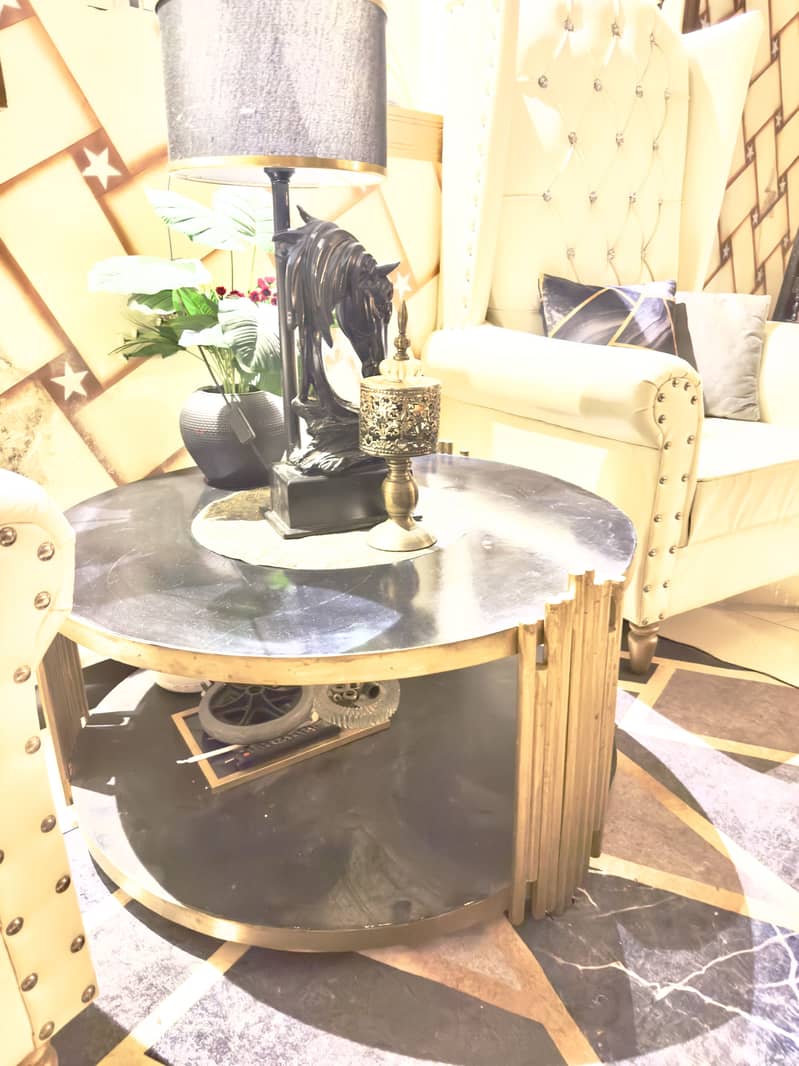 Round center table 3/3 2