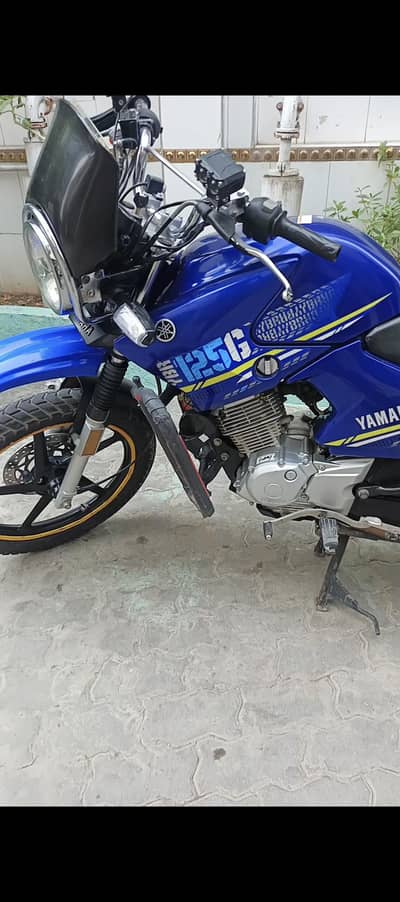 YAMAHA YBR G 2022 (0322-3276769))