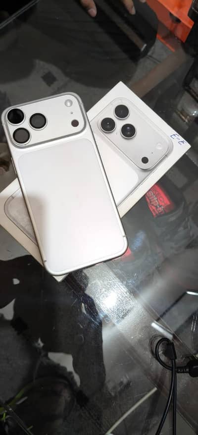 iPhone 17 Pro Max (1 Month Used) – Open Box 10/10 Condition