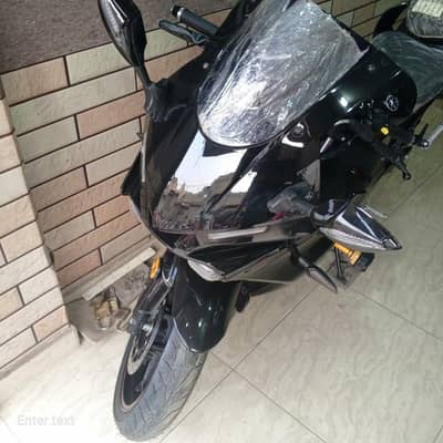 Yamaha replica R1