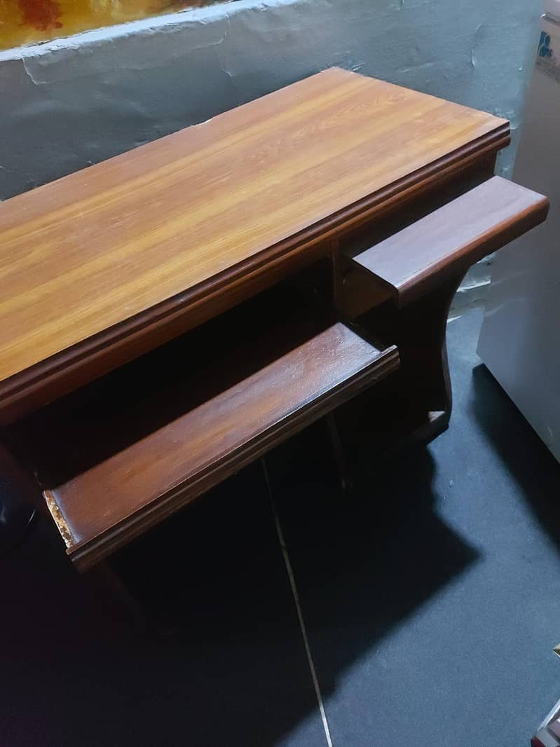 study table with chair 2