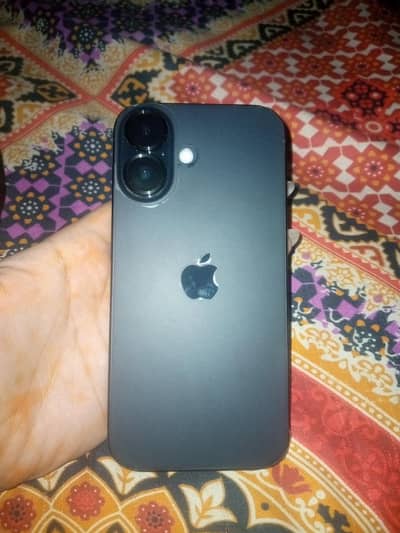 iPhone 16