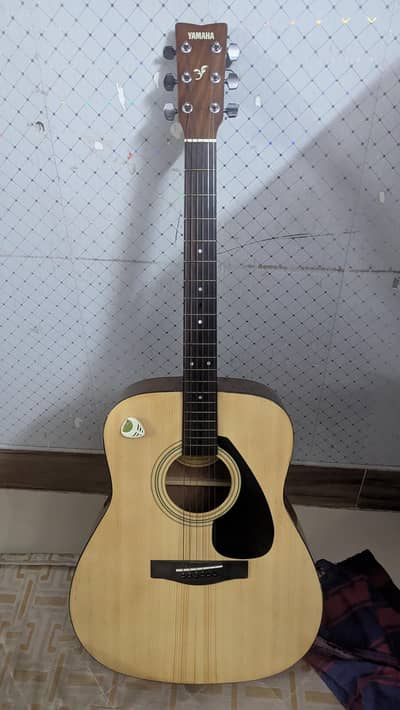 Yamaha Guitar F310 Acoustic (Original Indonesian)