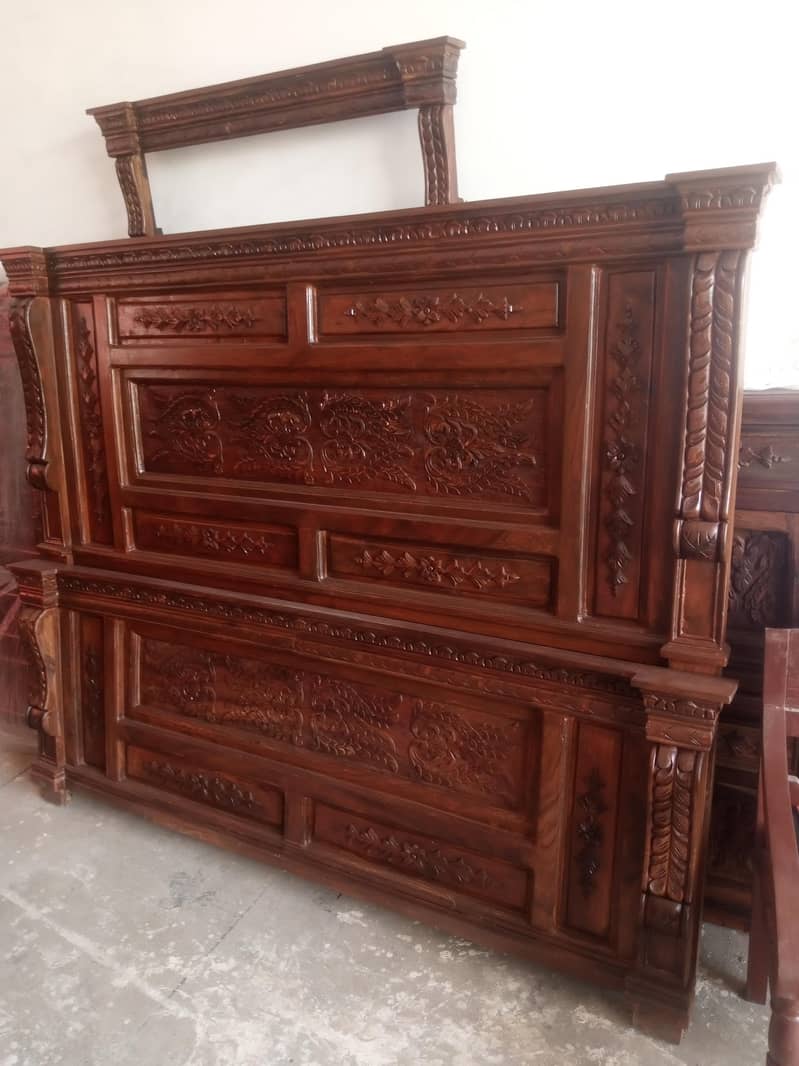 king bed 9