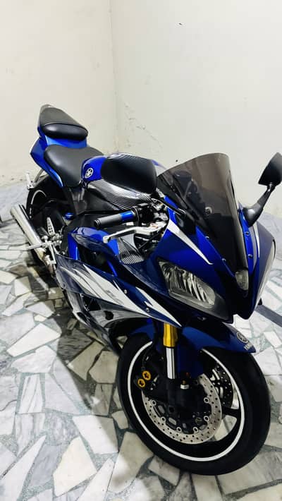 Yamaha R6