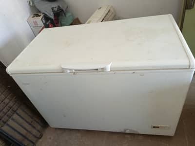 haier 405 model Deep freezer for sale