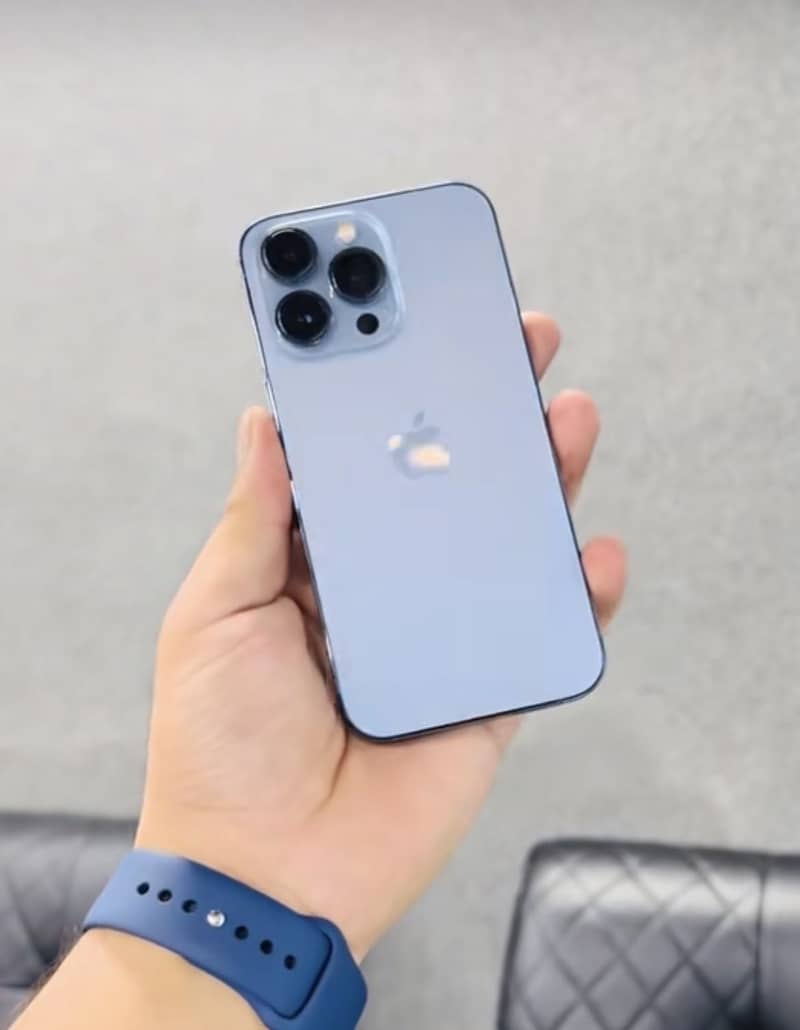 iPhone 13pro 1