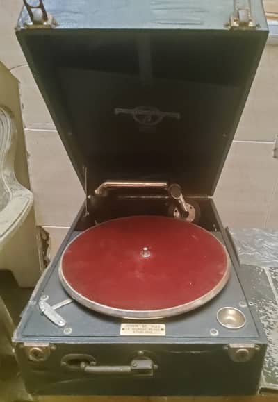 gramophone turntable