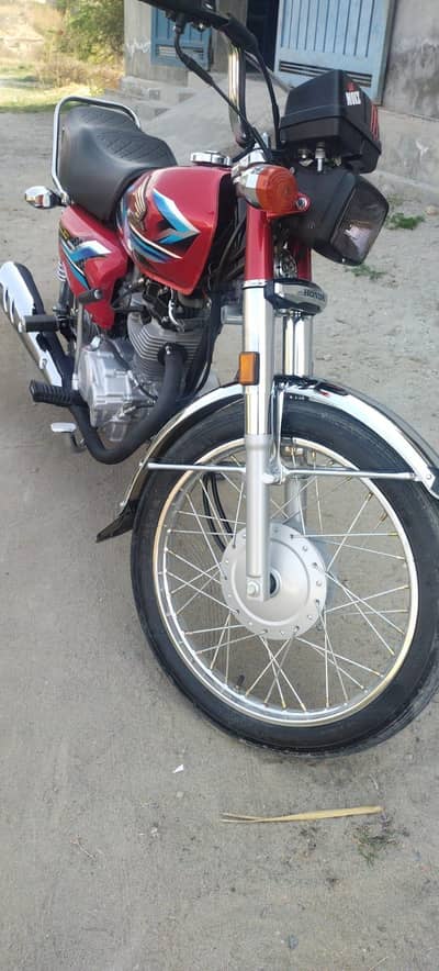 honda cg125 2024 for sale all documents clear 10/10 condition