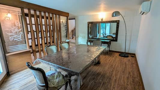 FOR RENT Fully Renovated 4-Beds Double Storey F_7/4