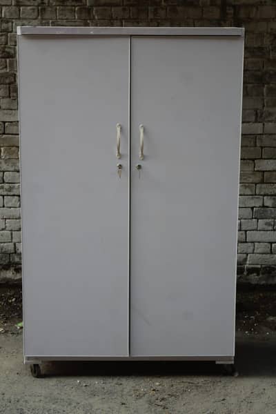 Almari/Wardrobe