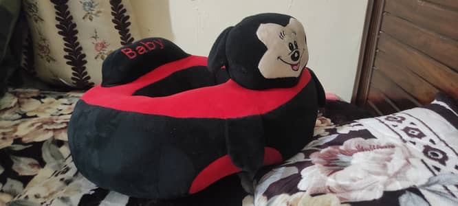 Baby Sitting Seat / Infant Support Seat – Good Condition – Rs 3000