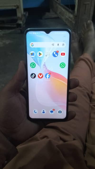 vivo y33s 8gb Ram 128gb storage