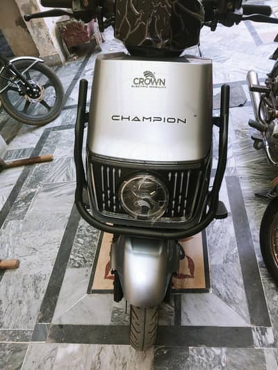 Crown Champion (72v. 40amp) read add first