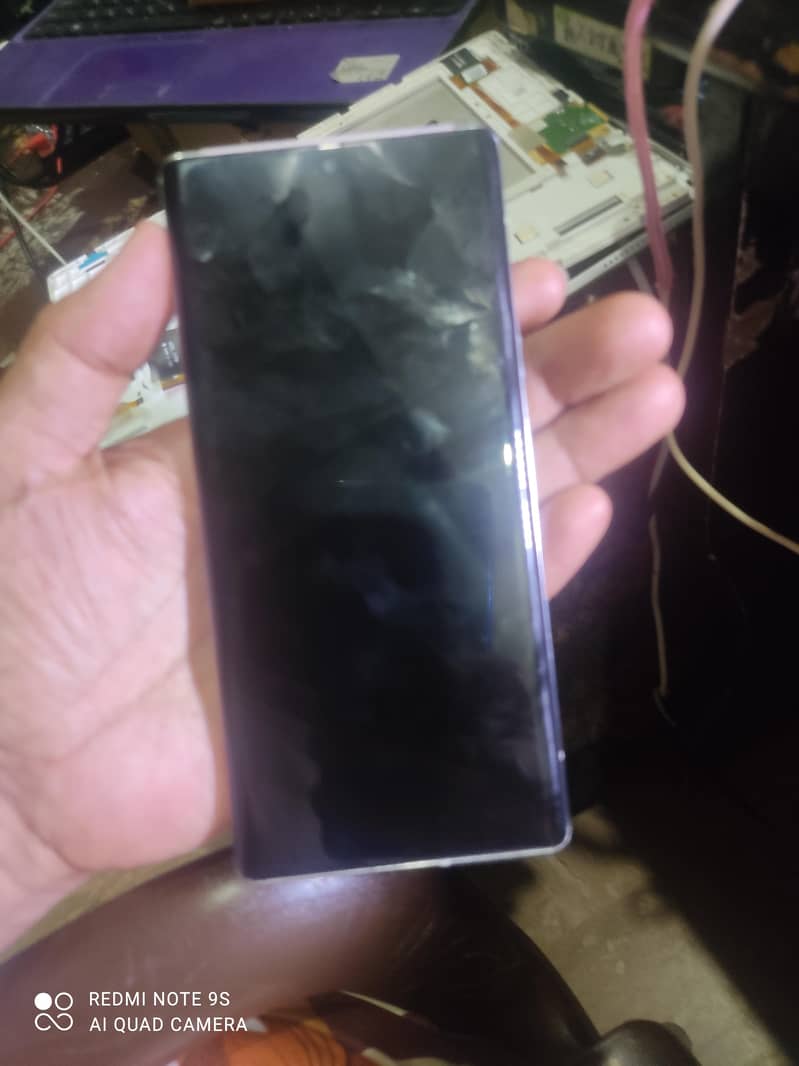 گوگل پکسل ڈیڈ ہو گیا ہے باقی اسمان اس کا پارٹس اوکے جس بھائی کو چاہیے 1