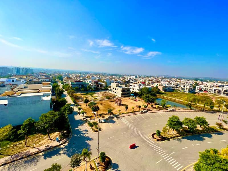 30x60 7.2 Marla Plot 6