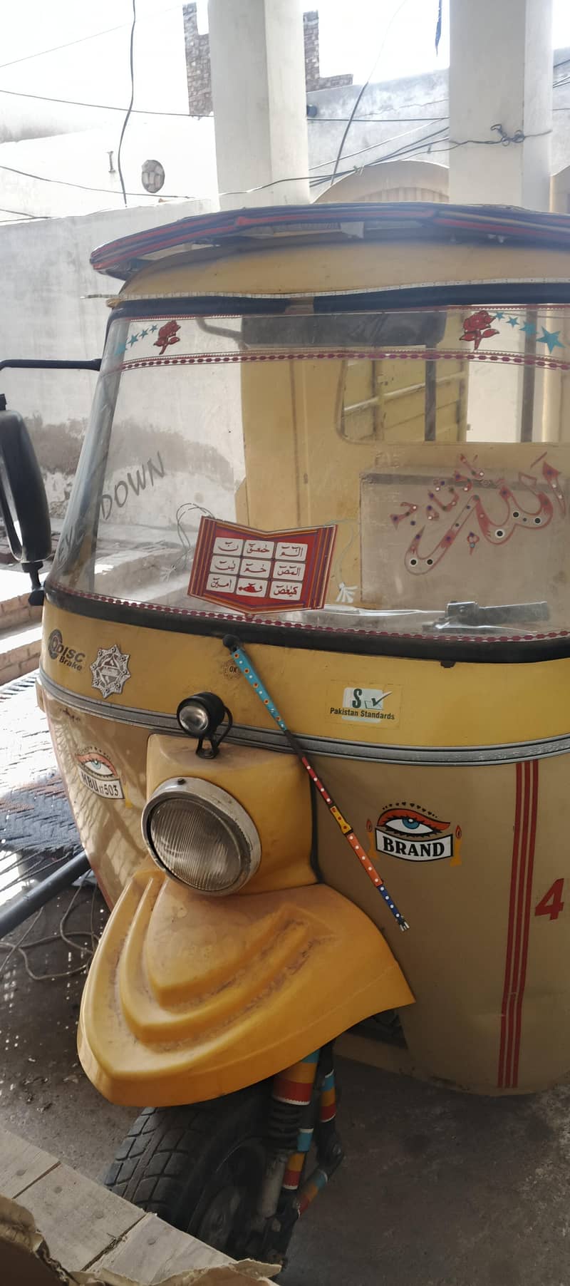loder Auto riksha 1