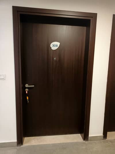 Own a Luxurious 1-Bed Ready To Move Apartment in Eighteen