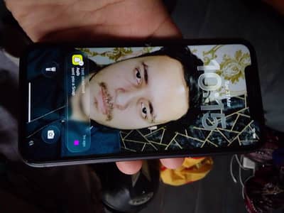 iphone 11 non pta 64gb factory unlock box nhi ha charger mil jaega