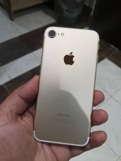 Iphone 7 10/10 Condition