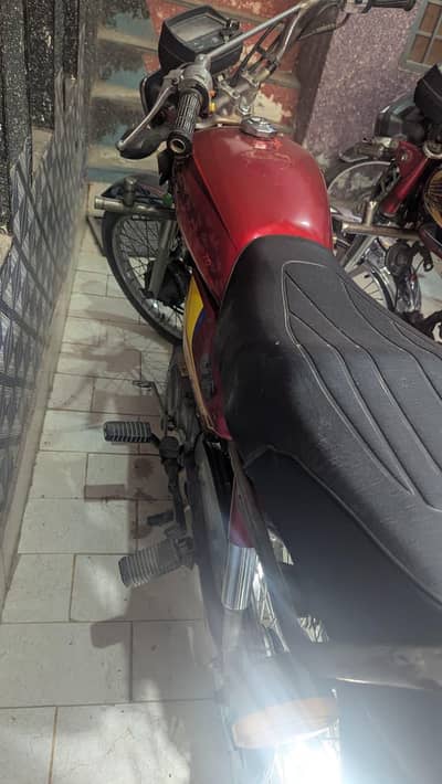 honda  2005 model 03238629753