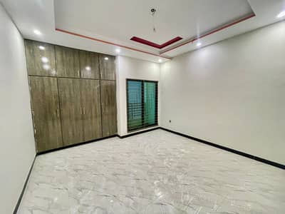 Brand New 3 Marla 3 Bed 3 Bath Full House in Ali Park (without Gas)