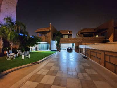 35 MARLA HOUSE FOR SALL IN MEADOWS VILLAS