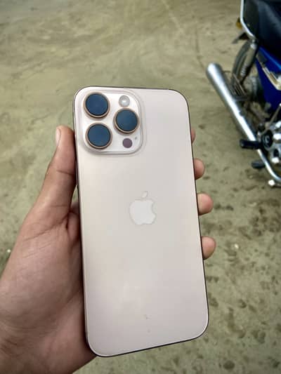 Apple iPhone 16 Pro Max