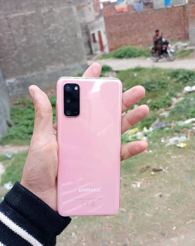 Samsung Galaxy S20  6/128