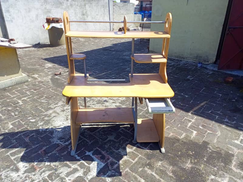 Kids Computer Table 3