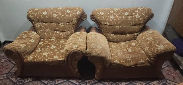 5 seater sofa Foam cushions change hone walay hain