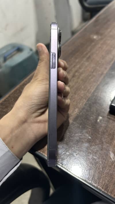 iPhone 14PM 128 Gb factory unlock 10/10 with box btry health 87%